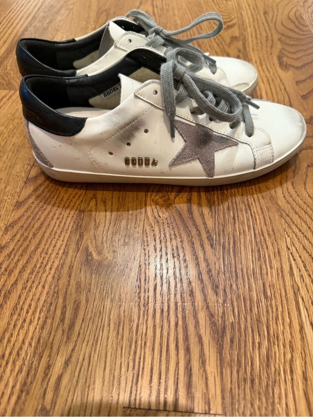 Golden Goose White Sneakers with Gray Star and Black Heel